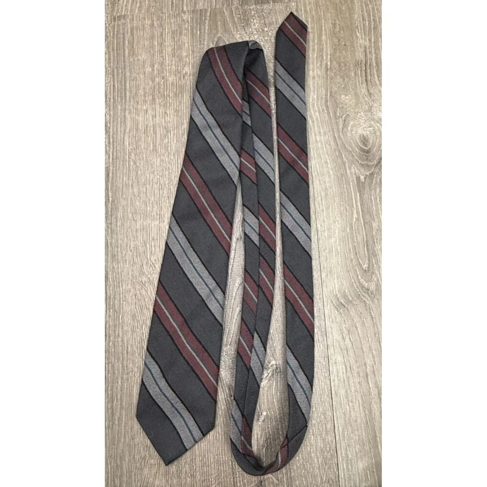 Pierre Cardin Vintage 60s 70s Wool Neck Tie Gray Burgundy Stripe Italy Made 56x3